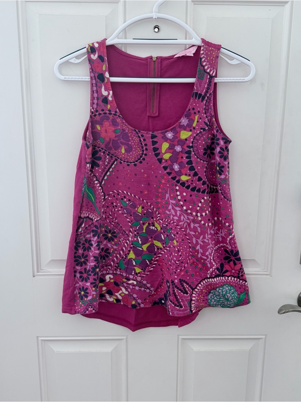 Lilly Pulitzer Hart Tank Top S | Garden Menagerie Pink Paisley